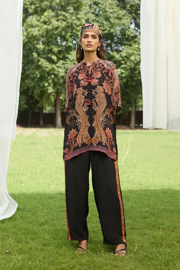 Black Ember Printed Set